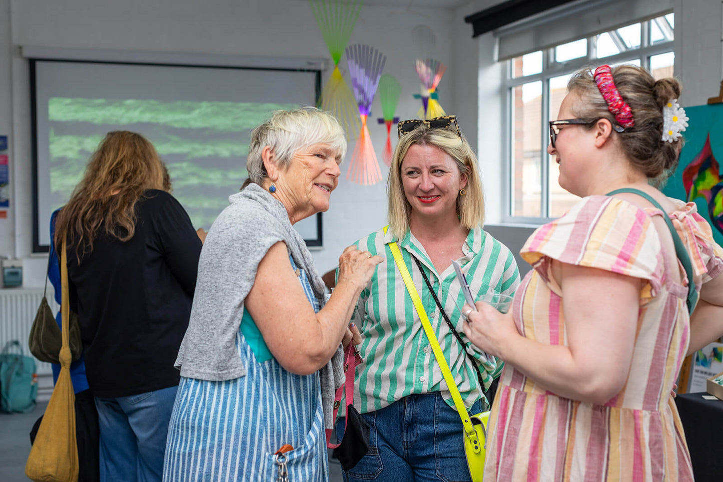 Artists Meet Up - 30th Oct, 7-9.30pm (+free drink)