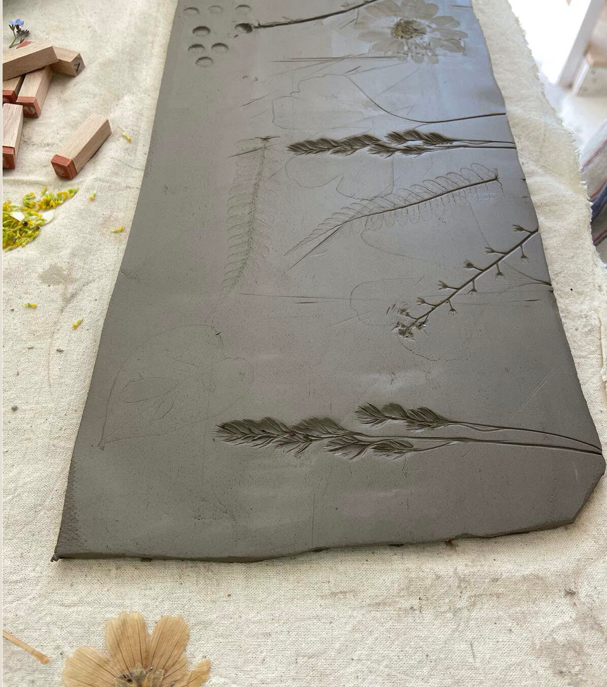 Hand-Built Ceramics Workshop with Katie Preece – Make a Mug & Plate